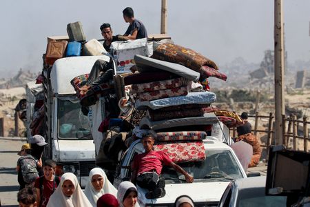 tagreuters.com2025binary_LYNXNPEL8E0E1-VIEWIMAGE