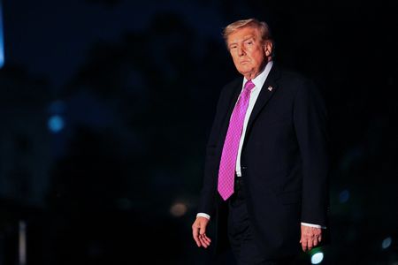 tagreuters.com2025binary_LYNXNPEL8E0TU-VIEWIMAGE