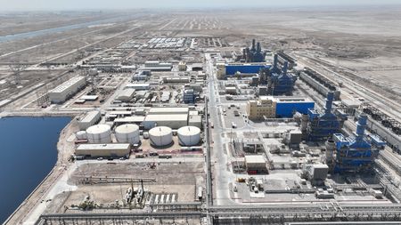 tagreuters.com2025binary_LYNXNPEL8I073-VIEWIMAGE