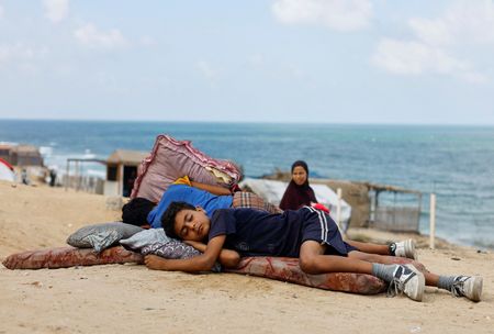 tagreuters.com2025binary_LYNXNPEL8I0OB-VIEWIMAGE