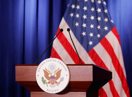 tagreuters.com2025binary_LYNXNPEL8M039-VIEWIMAGE