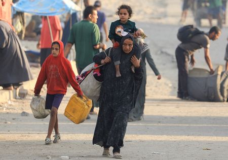 tagreuters.com2025binary_LYNXNPEL8O02B-VIEWIMAGE