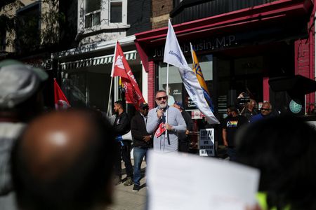 tagreuters.com2025binary_LYNXNPEL9026N-VIEWIMAGE