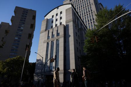 tagreuters.com2025binary_LYNXNPEL920JN-VIEWIMAGE