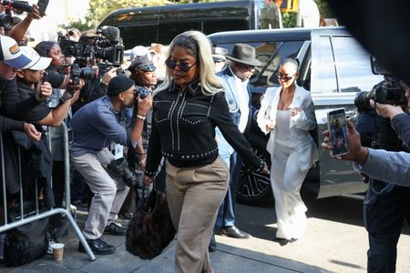 tagreuters.com2025binary_LYNXNPEL920MY-VIEWIMAGE