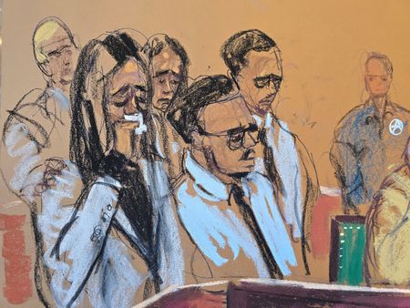 tagreuters.com2025binary_LYNXNPEL920SX-VIEWIMAGE