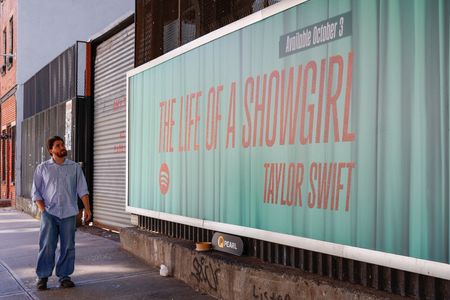 tagreuters.com2025binary_LYNXNPEL920YH-VIEWIMAGE