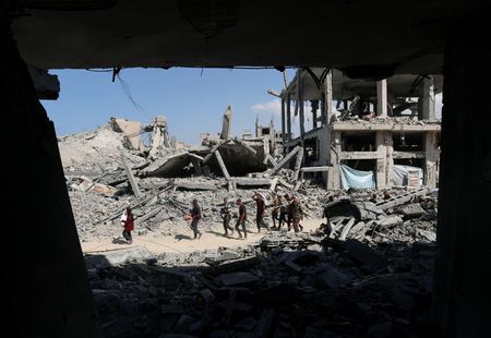 tagreuters.com2025binary_LYNXNPEL990M4-VIEWIMAGE