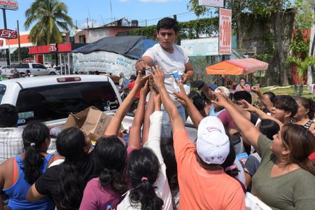 tagreuters.com2025binary_LYNXNPEL9B0BV-VIEWIMAGE