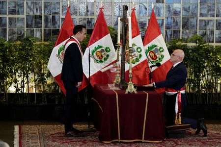 tagreuters.com2025binary_LYNXNPEL9D197-VIEWIMAGE