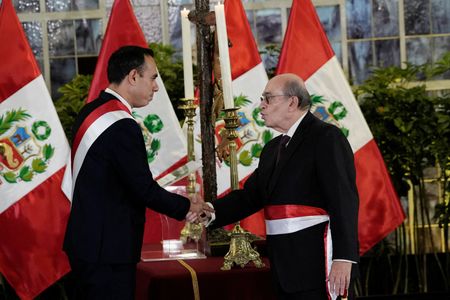 tagreuters.com2025binary_LYNXNPEL9E00E-VIEWIMAGE