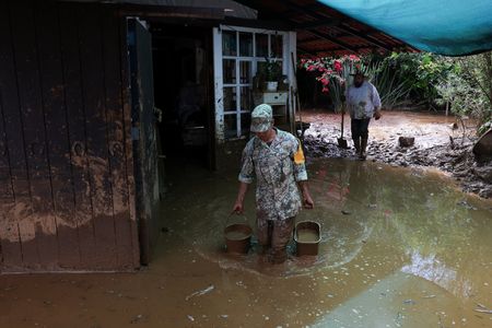 tagreuters.com2025binary_LYNXNPEL9E00V-VIEWIMAGE