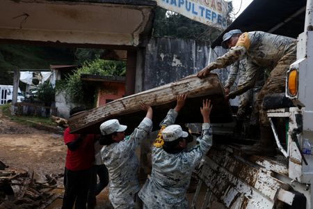 tagreuters.com2025binary_LYNXNPEL9E00X-VIEWIMAGE