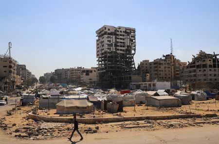 tagreuters.com2025binary_LYNXNPEL9F0Z9-VIEWIMAGE