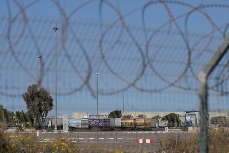 tagreuters.com2025binary_LYNXNPEL9G0DR-VIEWIMAGE